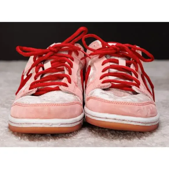 Nike SB Dunk Low Strangelove Pink Red Sneakers Mens 8.5 Womens 10 CT2552-800 - Picture 2 of 16